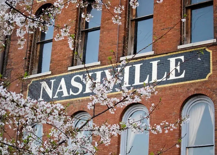 Broadway By Nashville Vacations